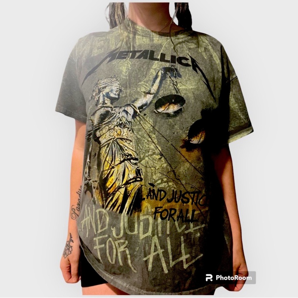 Metallica T-shirt